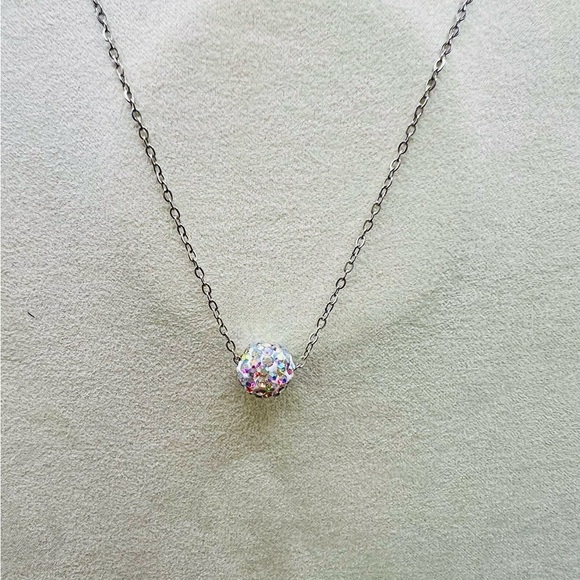 NWT Harriet Ave Iridescent Rhinestone Bead Silver Tone Chain Necklace - Picture 2 of 12